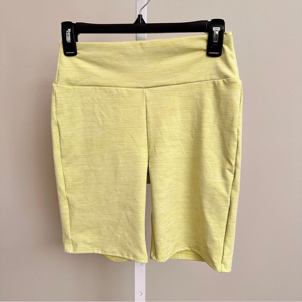 ADORE ME SHORT SIZE S